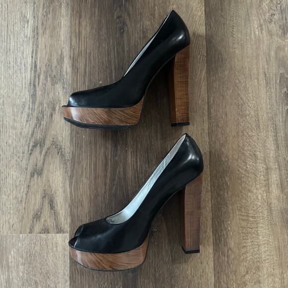 Gianni Bini Open Toed Black Heels - Picture 2 of 7